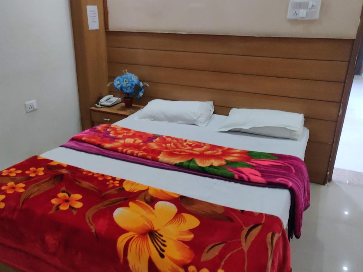 Wellness Home Lucknow Zewnętrze zdjęcie